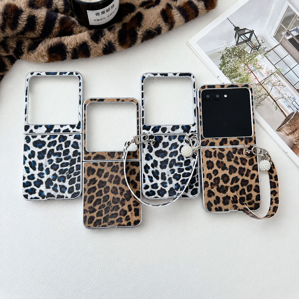 Leopard Print Folding Flip Pho - огляд і ціна Phone Accessories Men